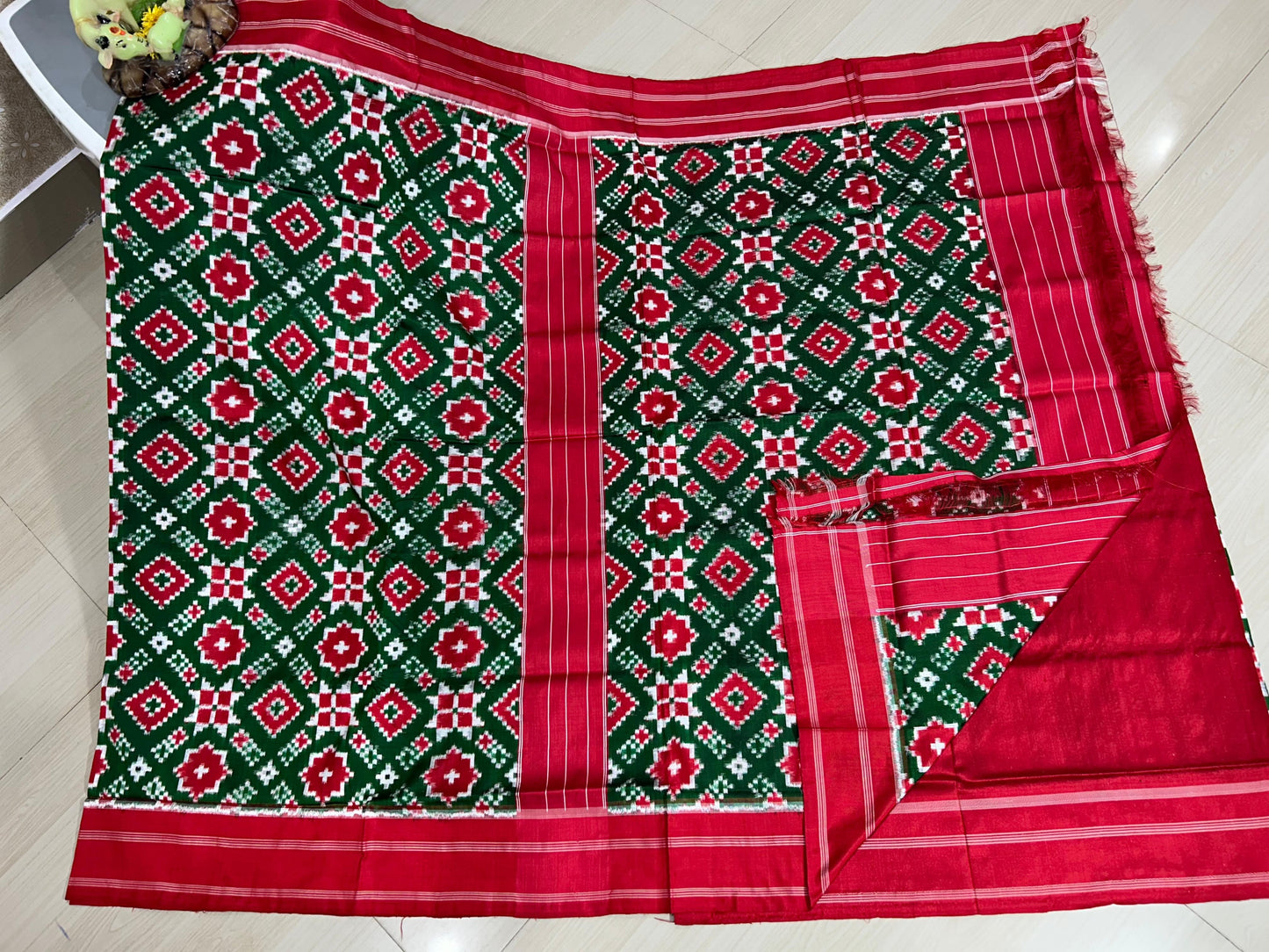 Trish in | Pure silk Telia Rumal Saree