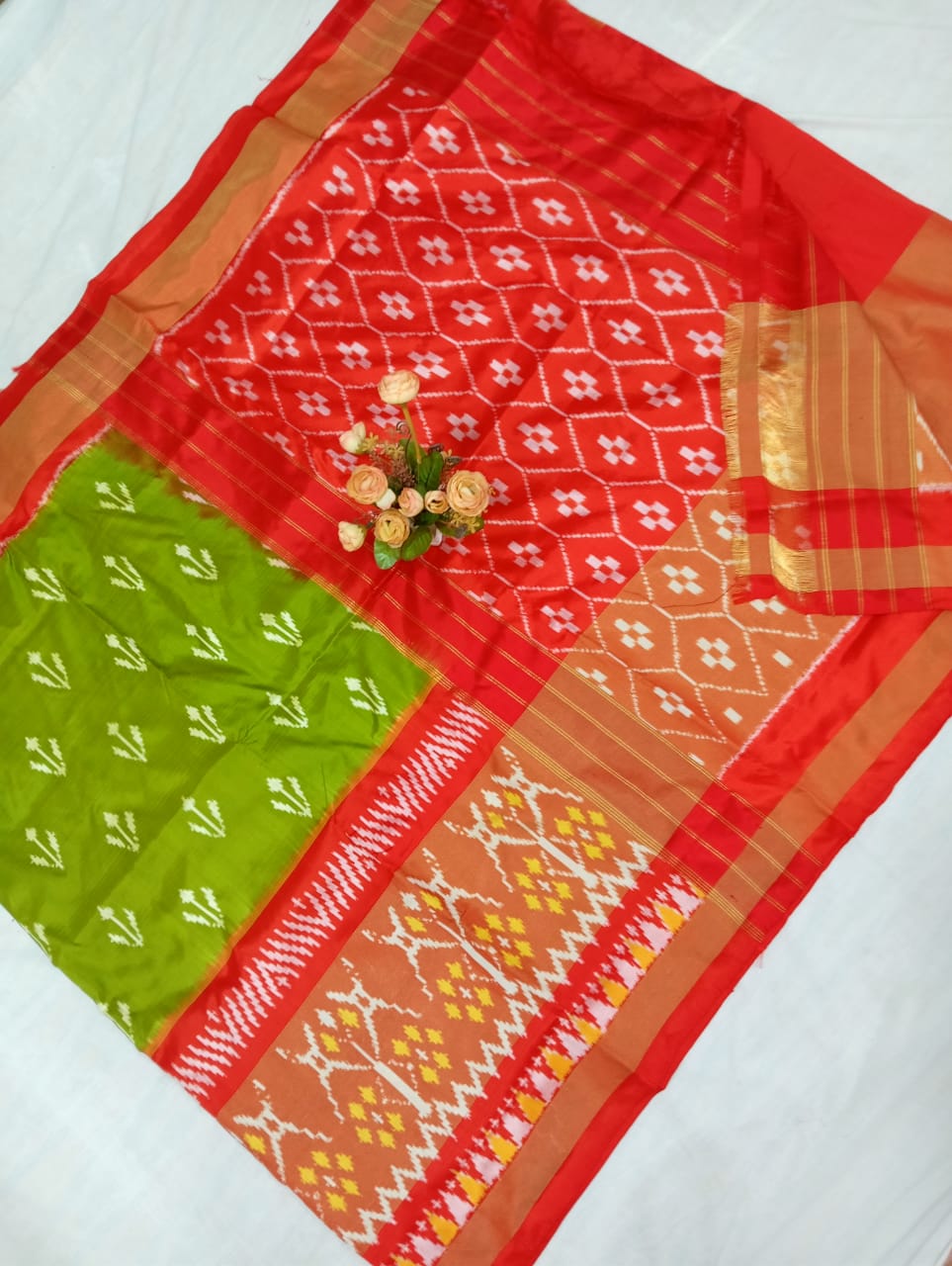 Iynika | Pochampally Ikkat silk saree