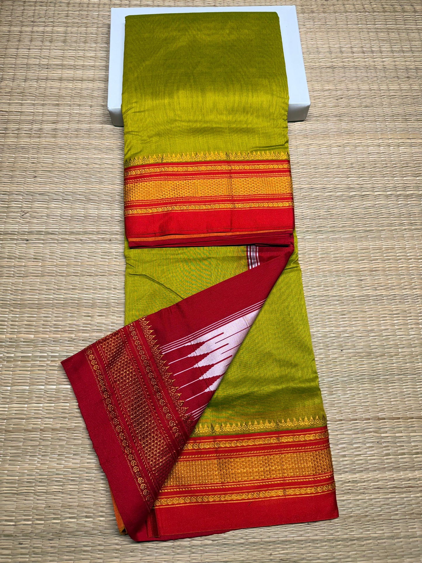 Ilzariah | Blended Silk Ilkal Saree