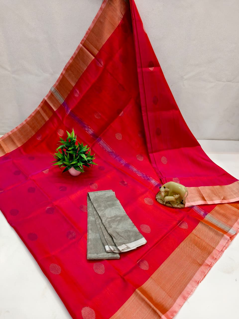 Usha | Pure silk uppada with dollar buttis
