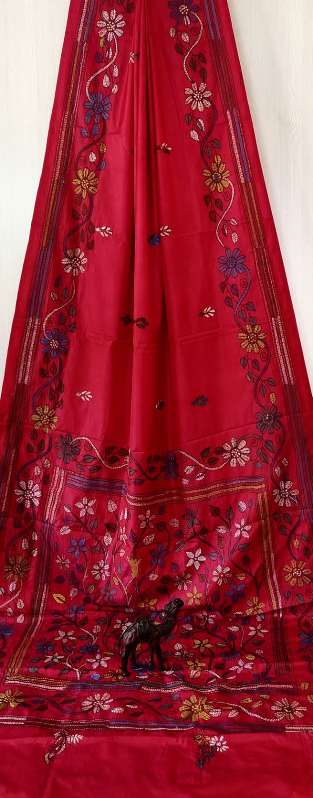 Beautiful kantha work on blended Bangalore silk
With kantha stich work bp