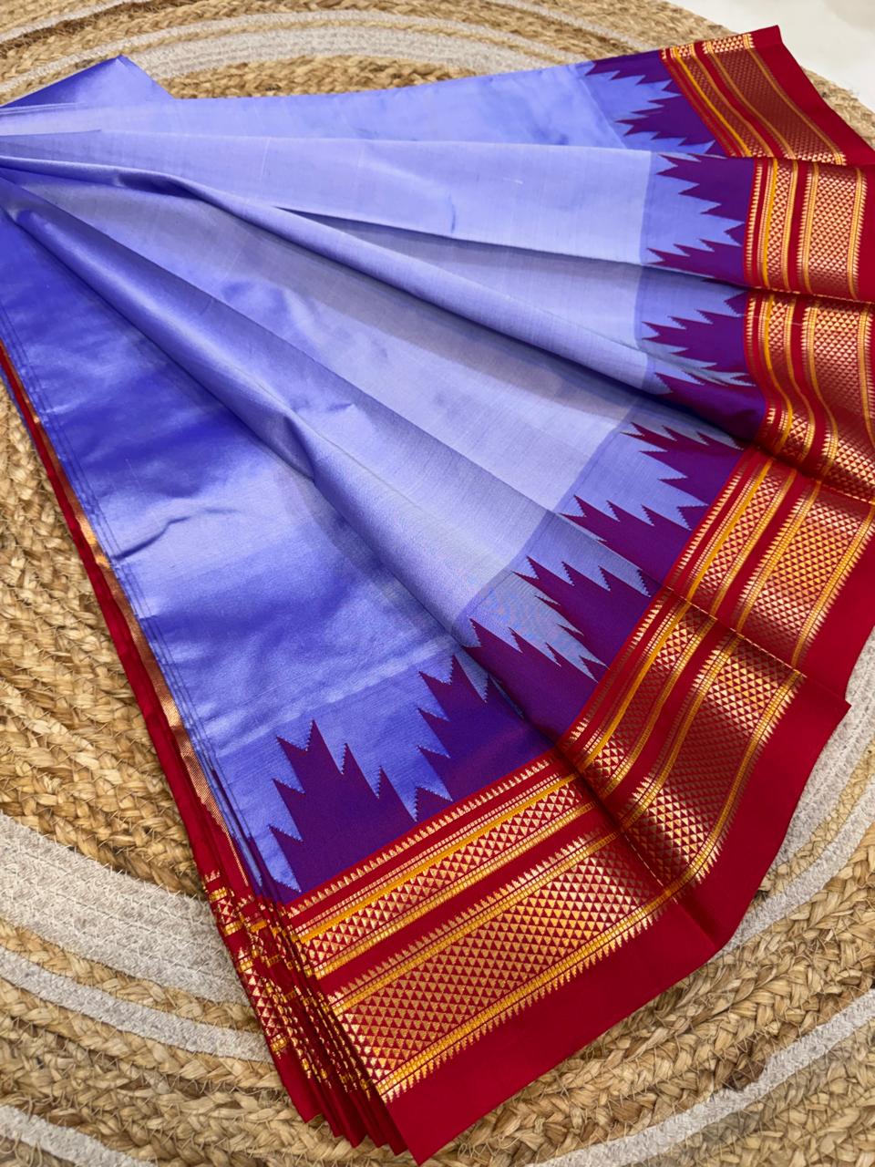 *Big Temple Border Ilkal*
Exclusive silk ilkal saree
Pure silk big temple border design superior quality ilkal saree
With contrast blouse
6.10mtrs length
Full body pure silk Border, pallu & blouse semi silk