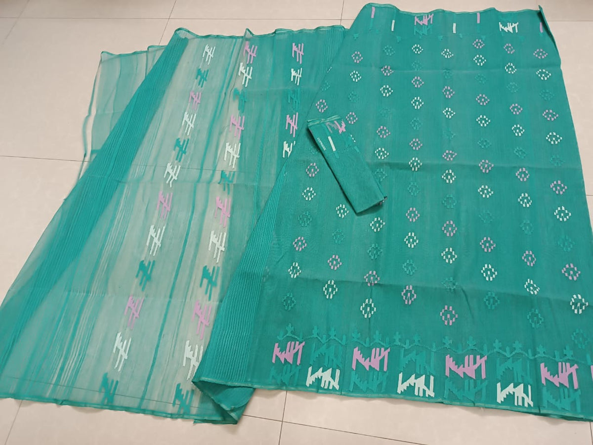 Authentic bangladesi
half silk jamdani
With bp