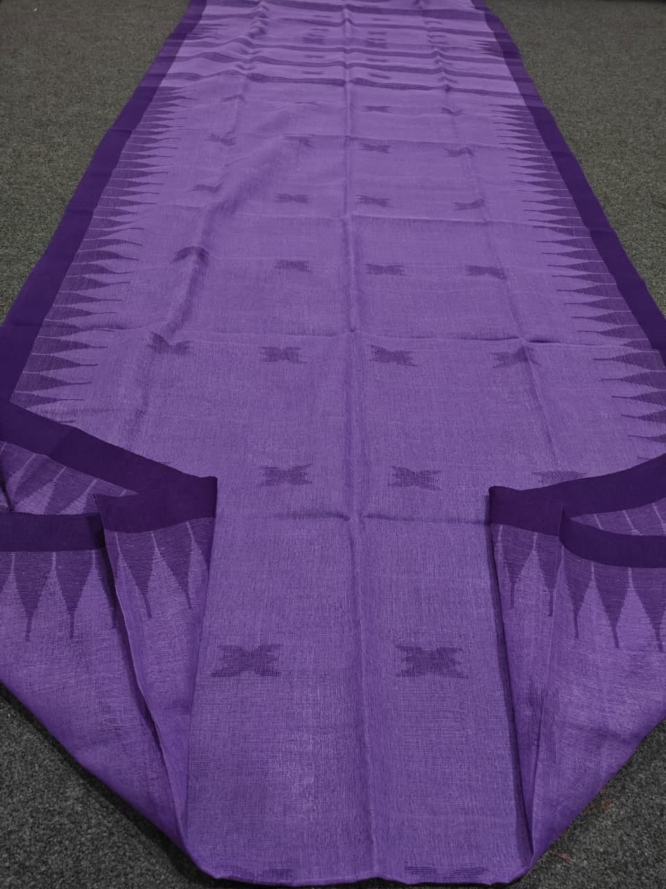 Authentic handloom
monipuri cotton saree
With bp