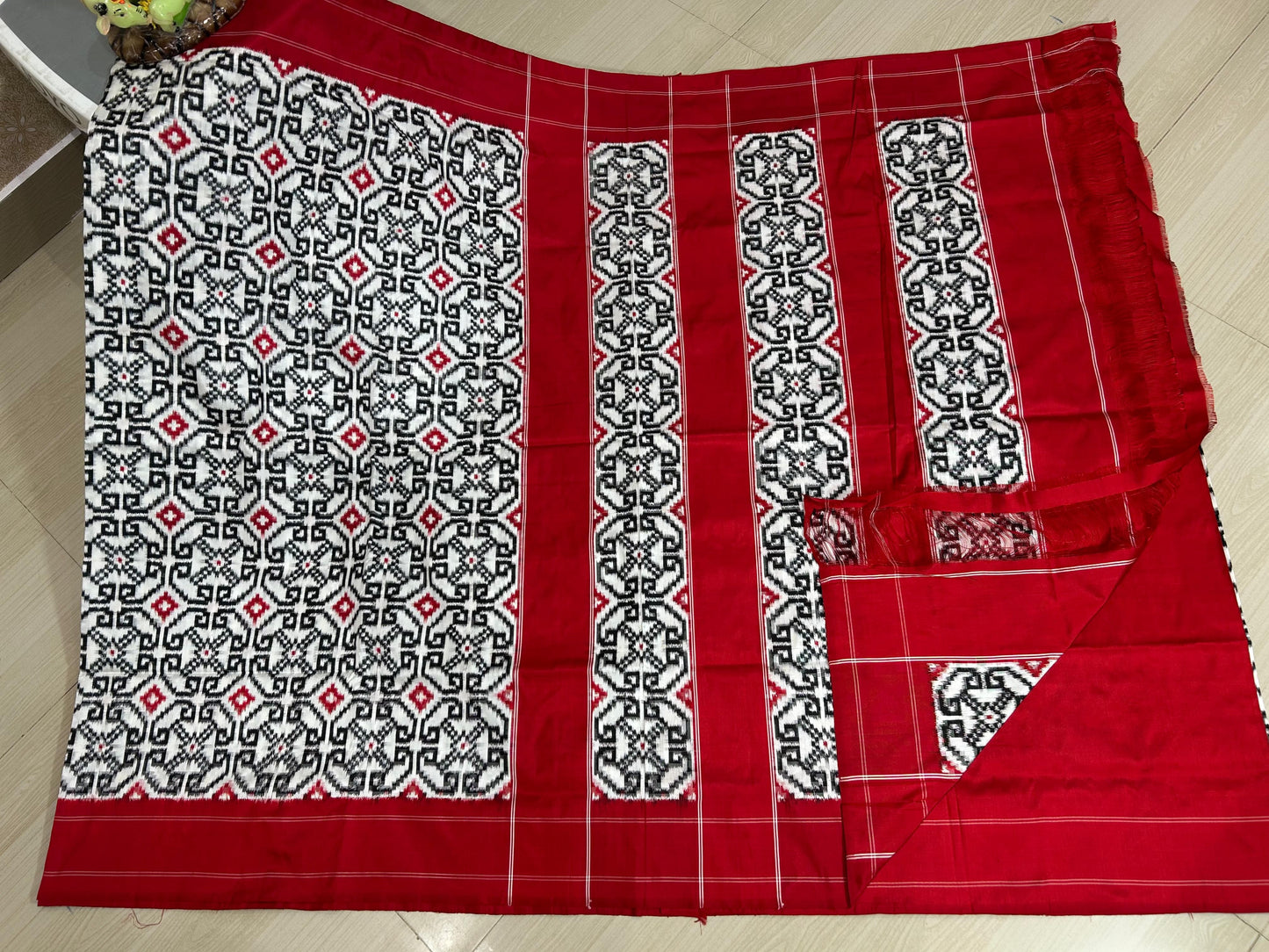 Tanish | Telia rumal with Pure silk