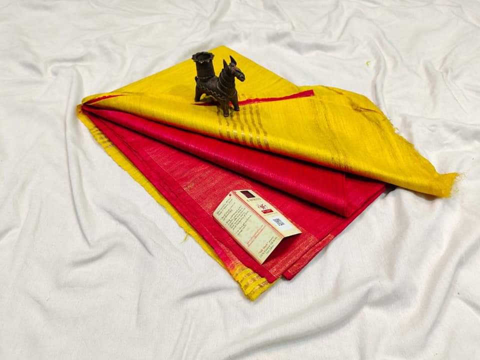 Pure tussar ghicha silk handloom saree with blouse pc.
Silk mark tag