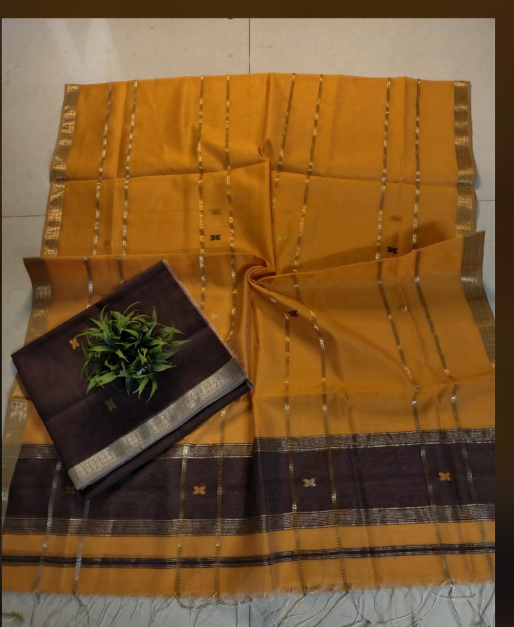 Chhavila | Maheshwari cotton silk fabric set