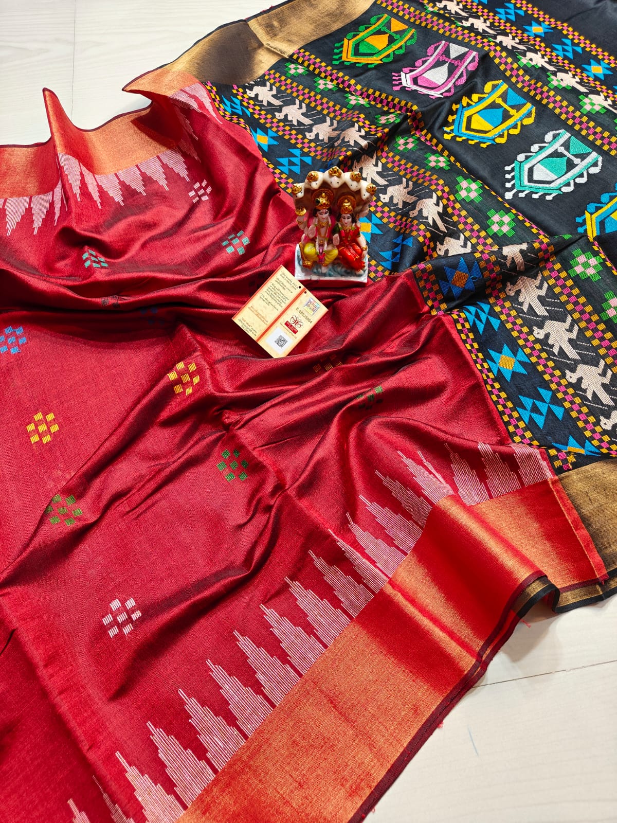 Dolabedi in matka silk