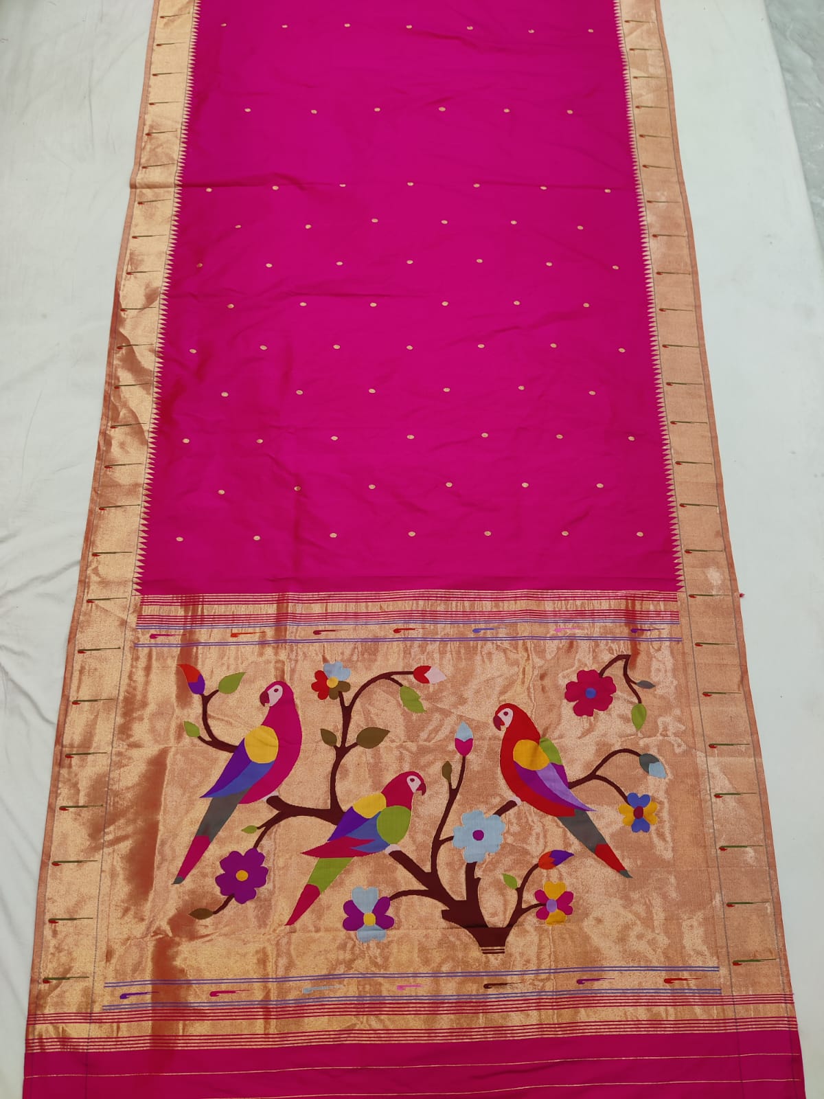 Ayrakhi | Ek Muniya Paithani Saree