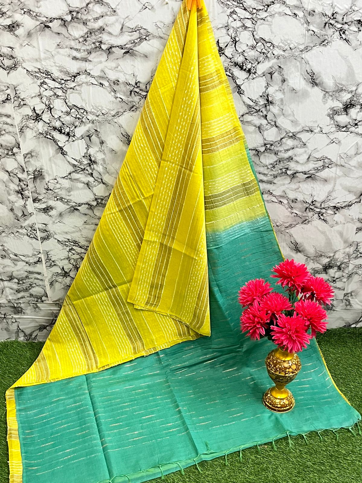 Fabric basbara. Silk.
Running blouse
Best quality 👌
All. Colour unlimited available