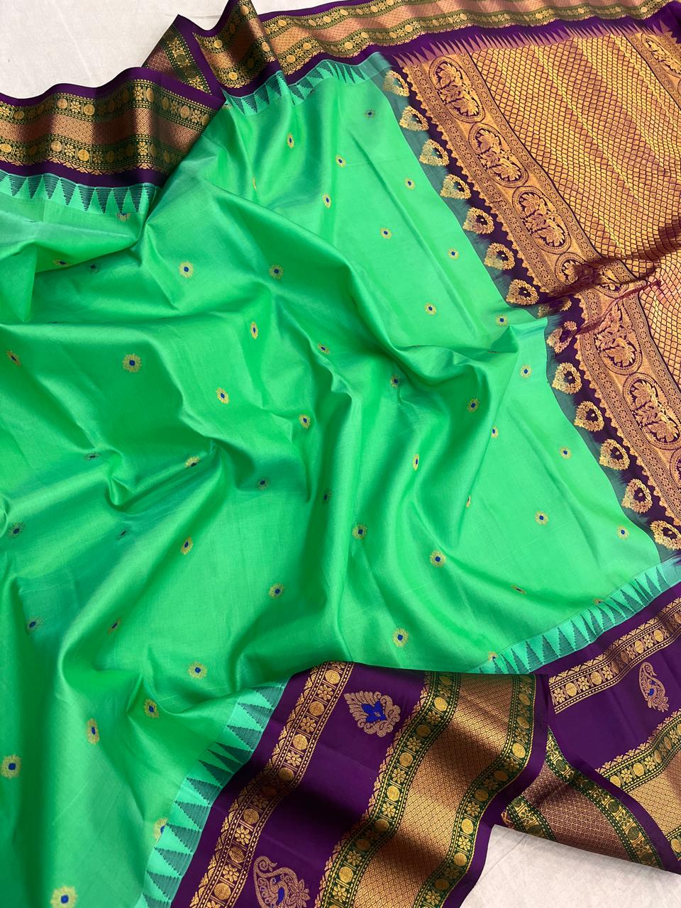 Lorzita | Pure Pattu Gadwal Sarees