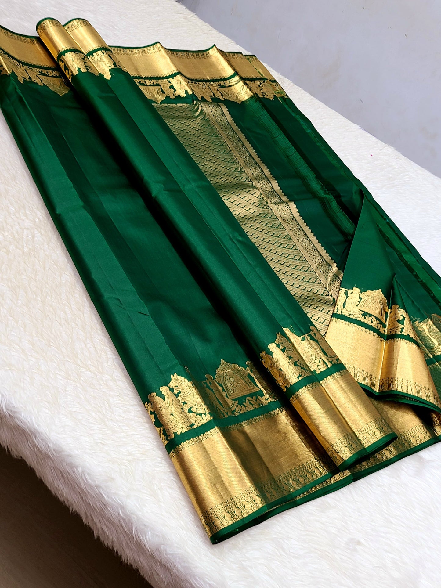 Aaroti | 1g Kanchipuram Saree