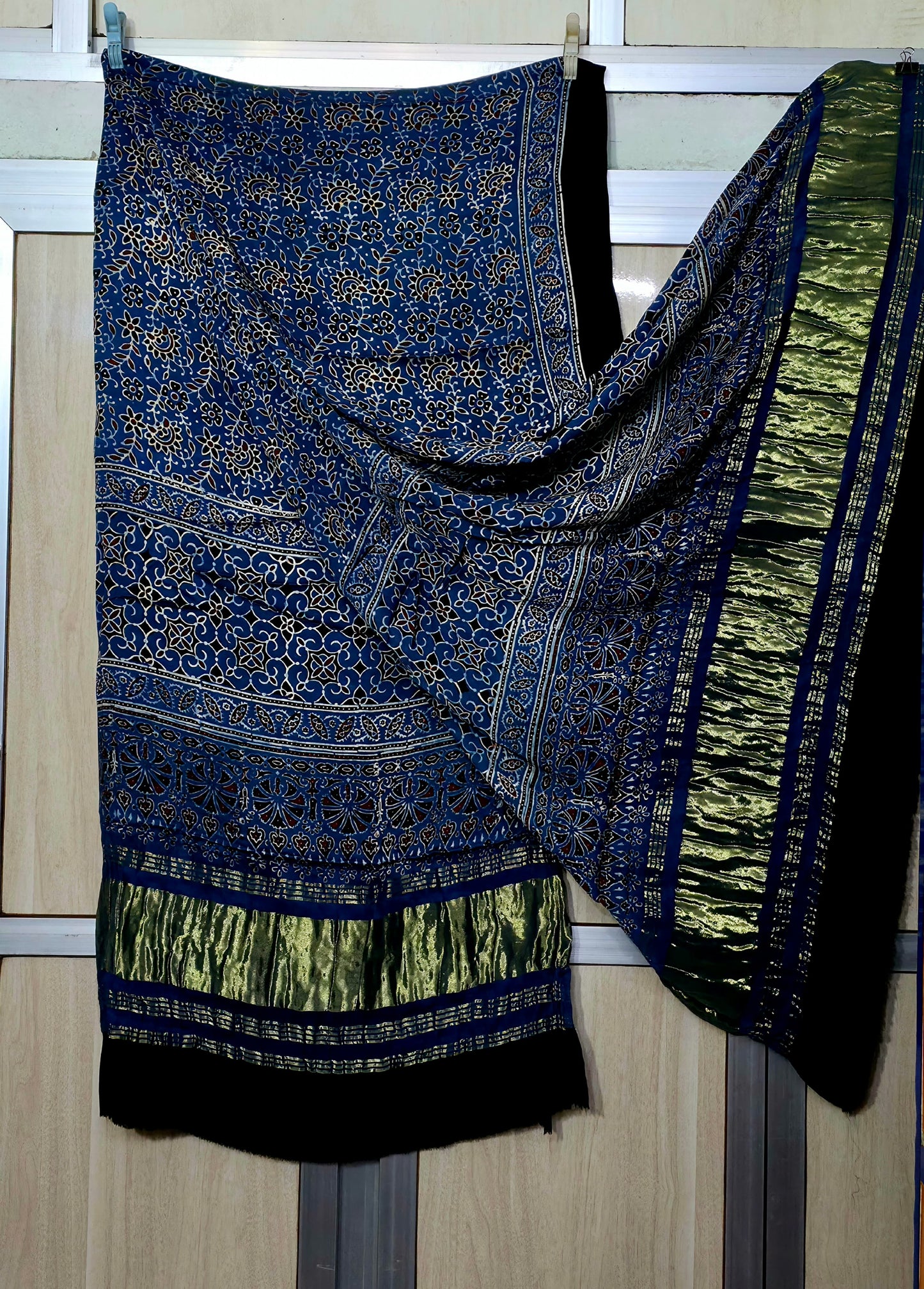 Abhvesh | Ajrakh Dupatta