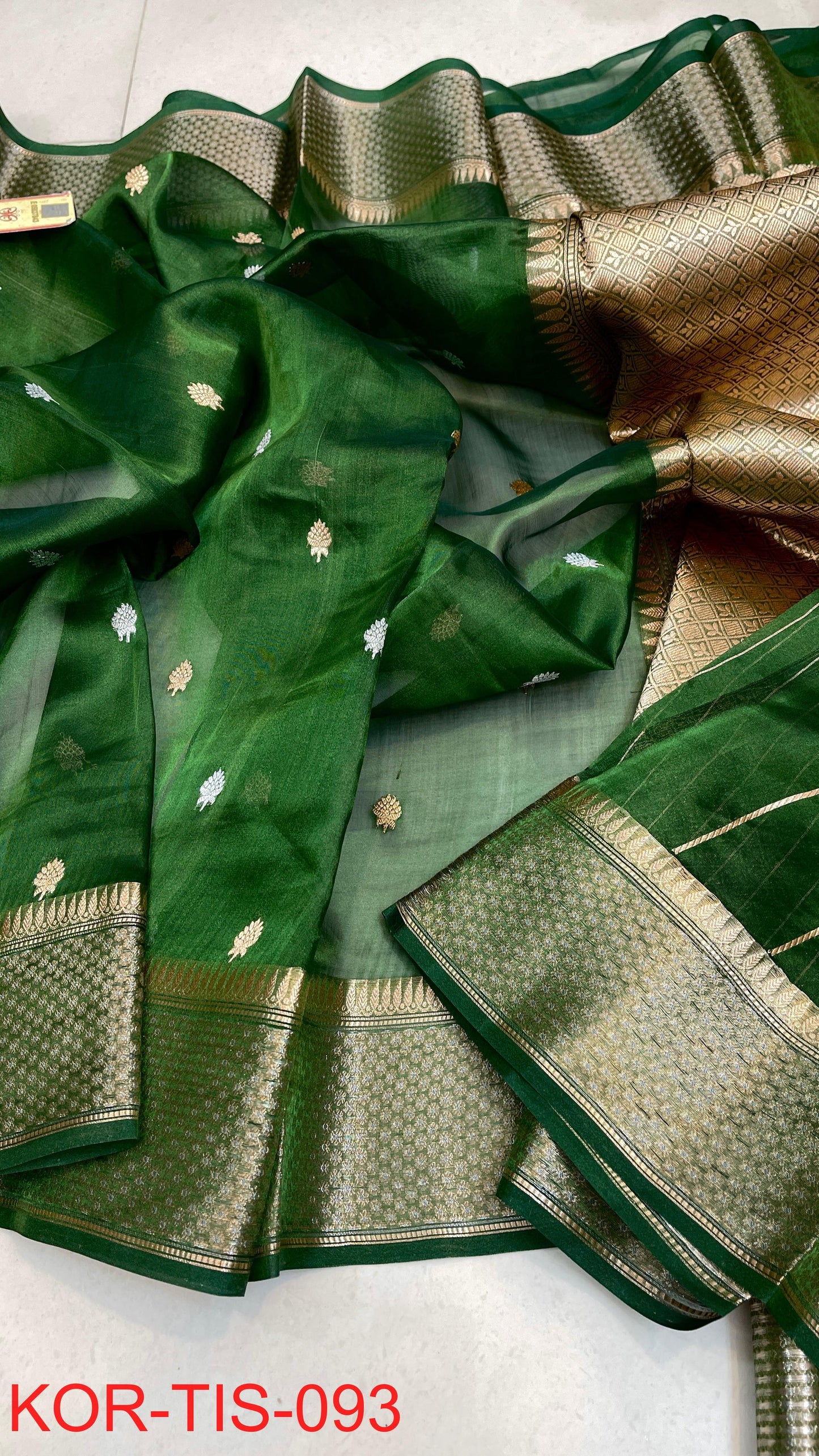 Banira | Tissue banarasi Saree