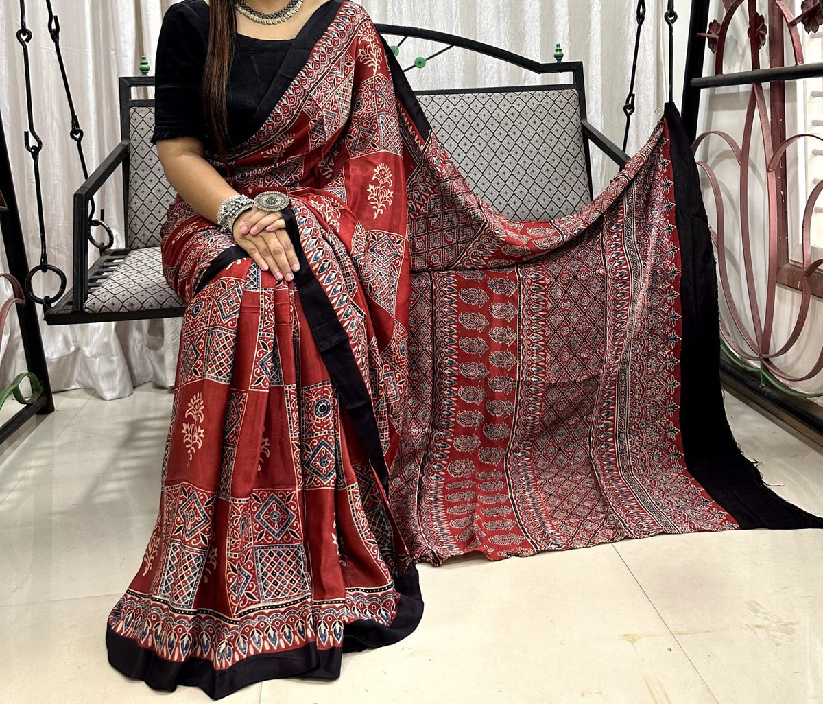 🥻 Pure Modal Silk Saree 🥻
🏕️ Natural / Vegetable Dyeing with Ajrakh Hand-Block Print
📦 All pics available
🎨 New colours / new patterns added 6.50...Full saree ..45..with