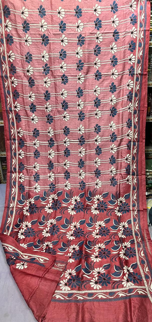 Available tashar katha stich saree
With bp
With silk mark