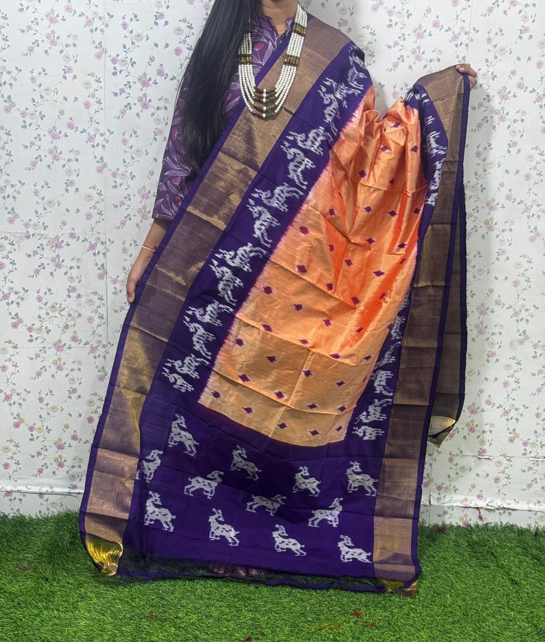 *IKKAT SILK DUPPATA*
*Length: 2.5 meters*
*Height: 36 inches*