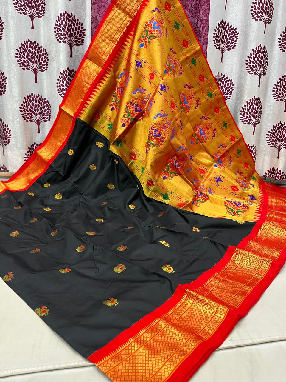 Bhananda | Powerloom Kadiyal Paithani Silk Saree