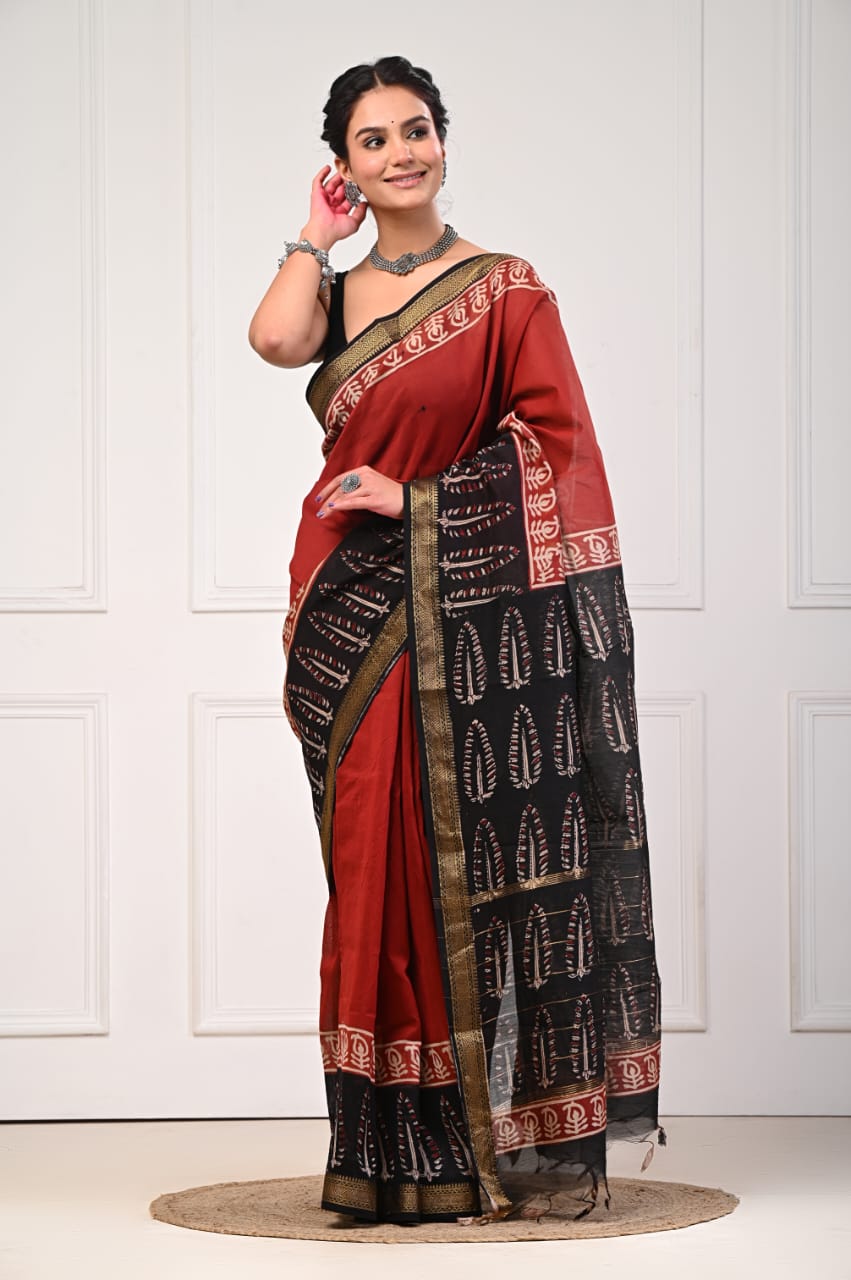 🍁new arrival🍁
Naspal pomegranate print
👌Maheswari silk saree👌
Hand block printed Maheswari silk sarees with blouse
Size- 6.5 with blouse
Quality- silk by silk
Approx weight- 470 gram
👉Pure hand block