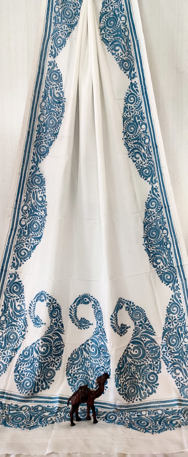 Beautiful kantha work on blended Bangalore silk
With kantha stich work bp