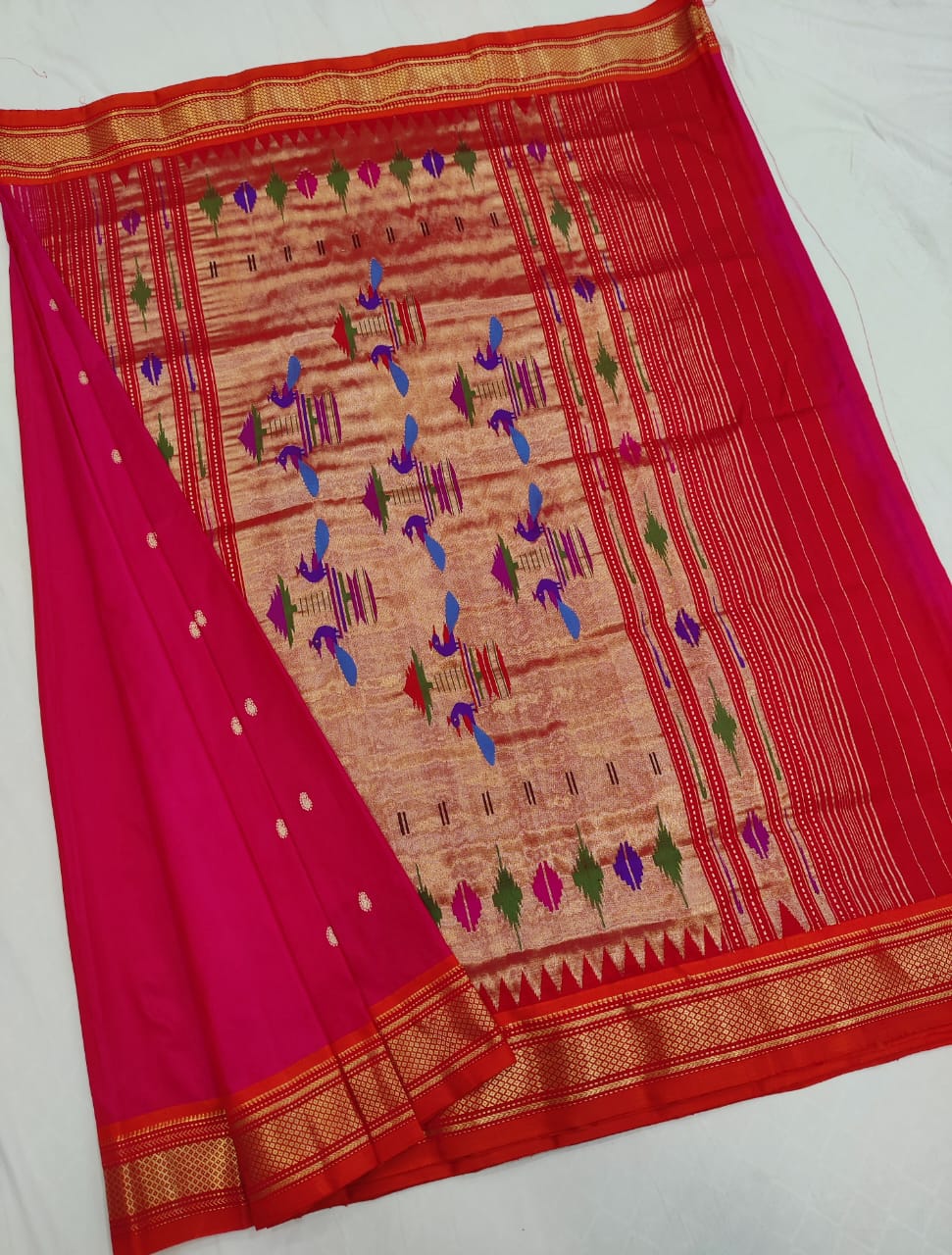 Prazhita | Pure silk handloom Paithani Saree