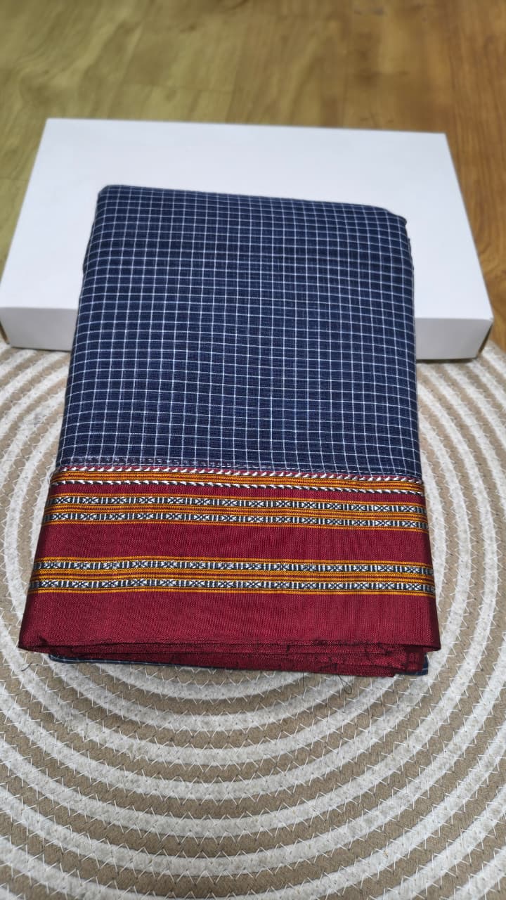 Handwoven patteda anchu saree in pure cotton