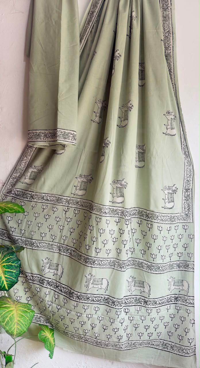 block prints on mul cotton