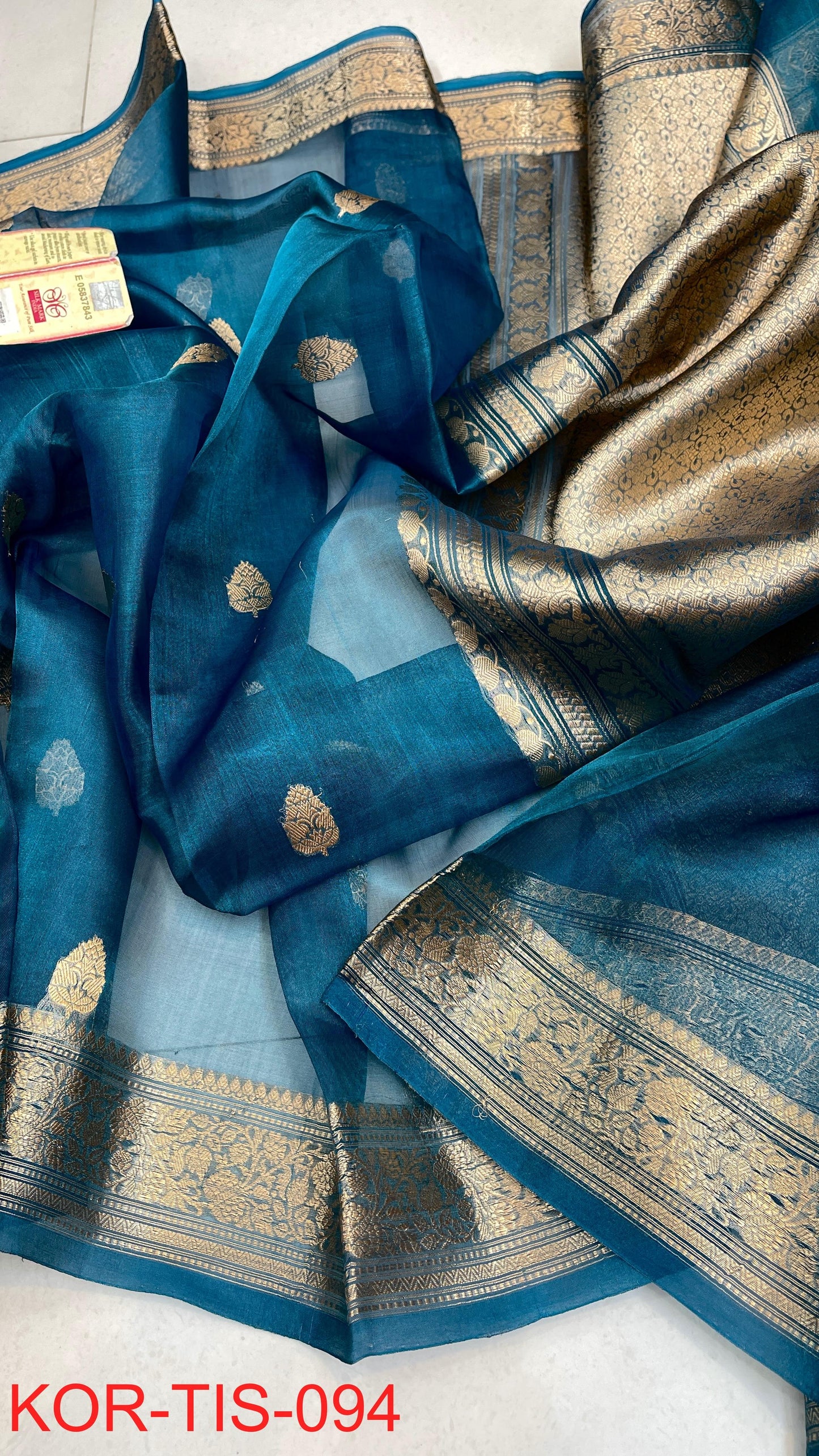 Bayodha | Tissue banarasi Saree