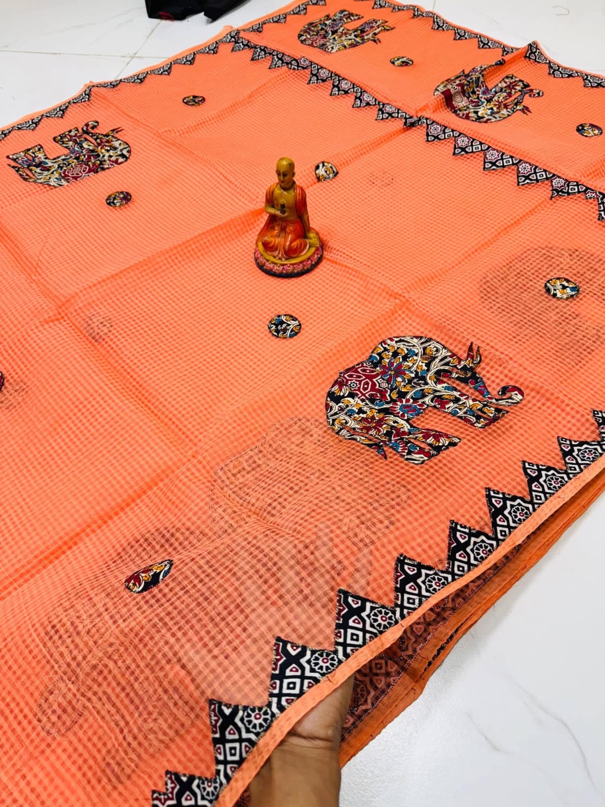 *Aplick work saree*
*No bp*
*Materials/ Resham Kota*
*All over Aplick work*