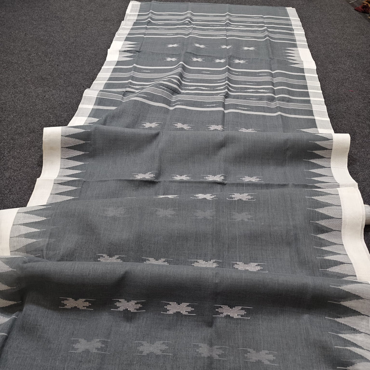 Authentic handloom
monipuri cotton saree
With bp