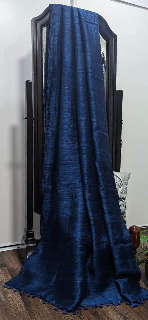 Plain matka silk saree