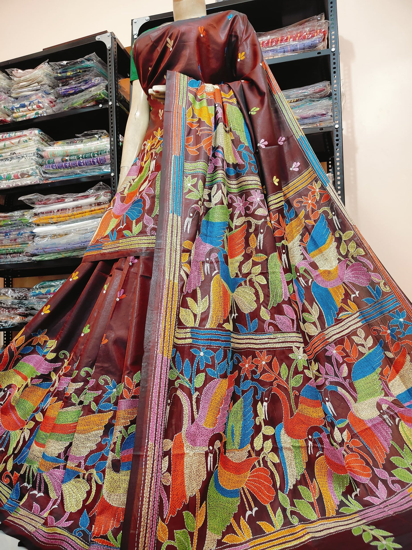 Traditional Shantiniketan hand Kanthastitch saree On
Belendend bangalore silk Material
With Kanthastitch Work Bp