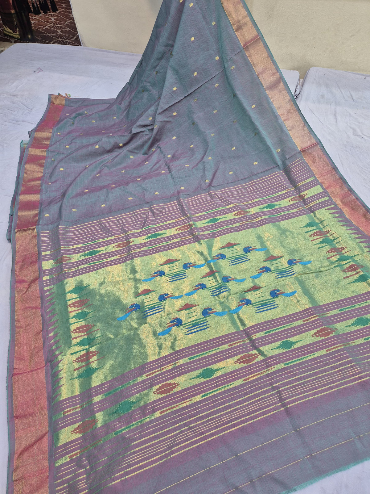 Classic Pure Cotton handloom paithani saree with 7 peacock pairs on pallav