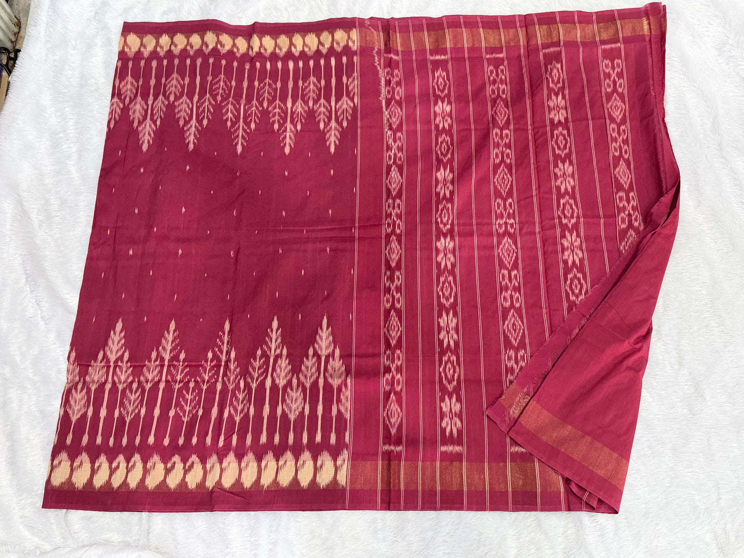 New arrivals
Pure Mercerized 100 count
double ikat cotton sarees
With blouse included with saree