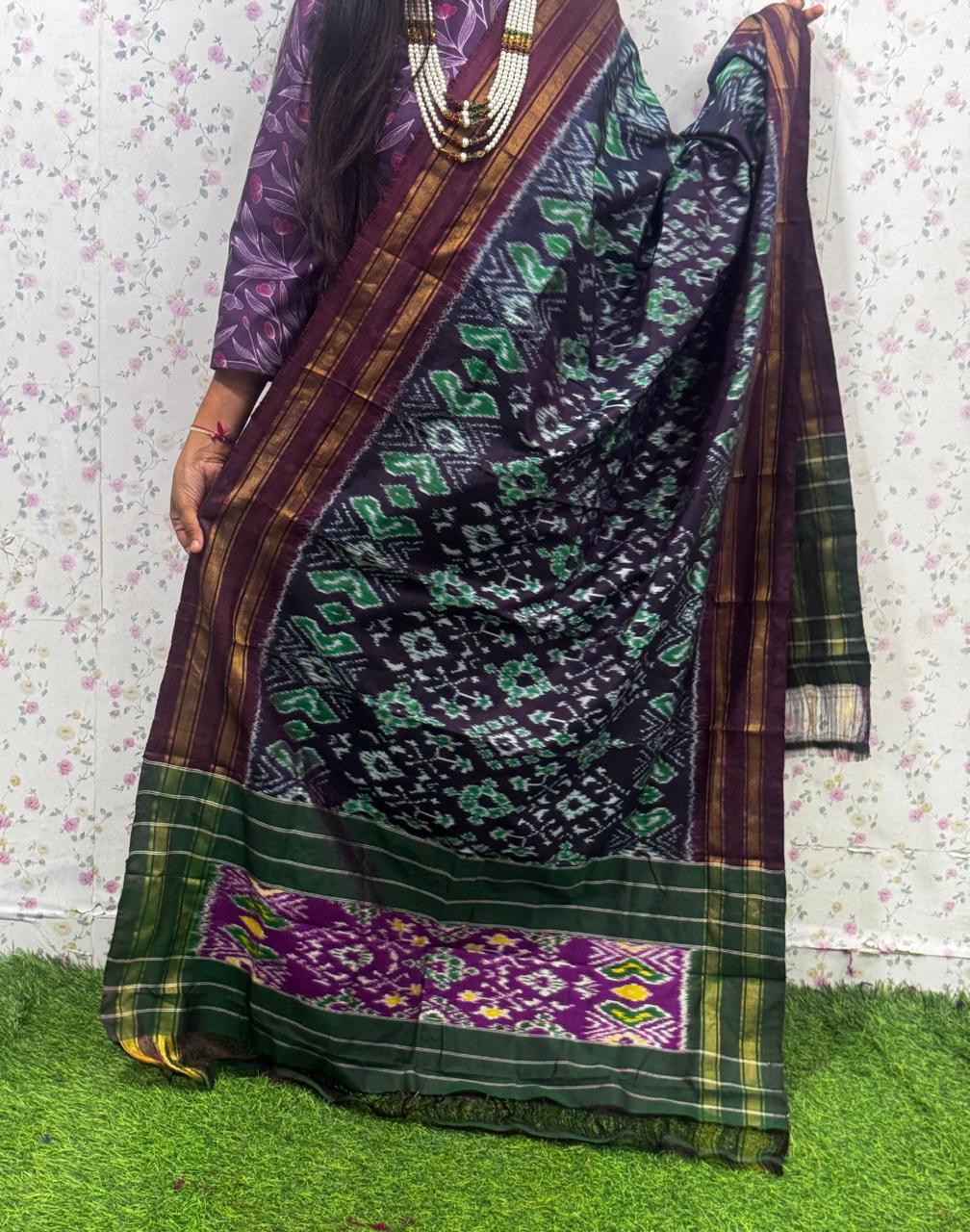 *IKKAT SILK DUPPATA*
*Length: 2.5 meters*
*Height: 36 inches*