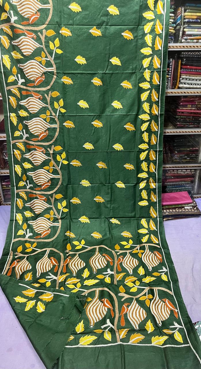 Available tashar katha stich saree
With bp
With silk mark