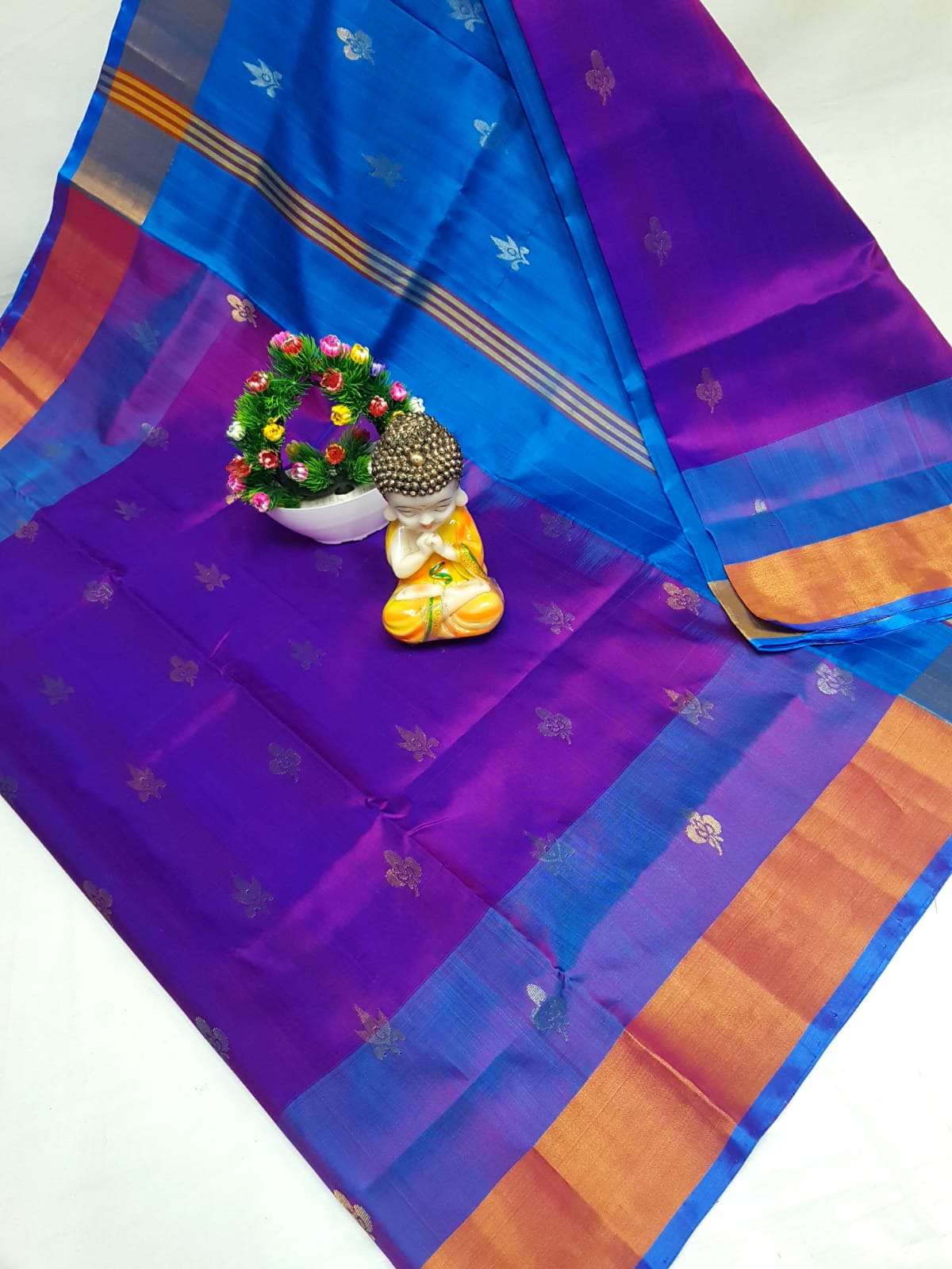 Uxma | Uppada Pattu Saree