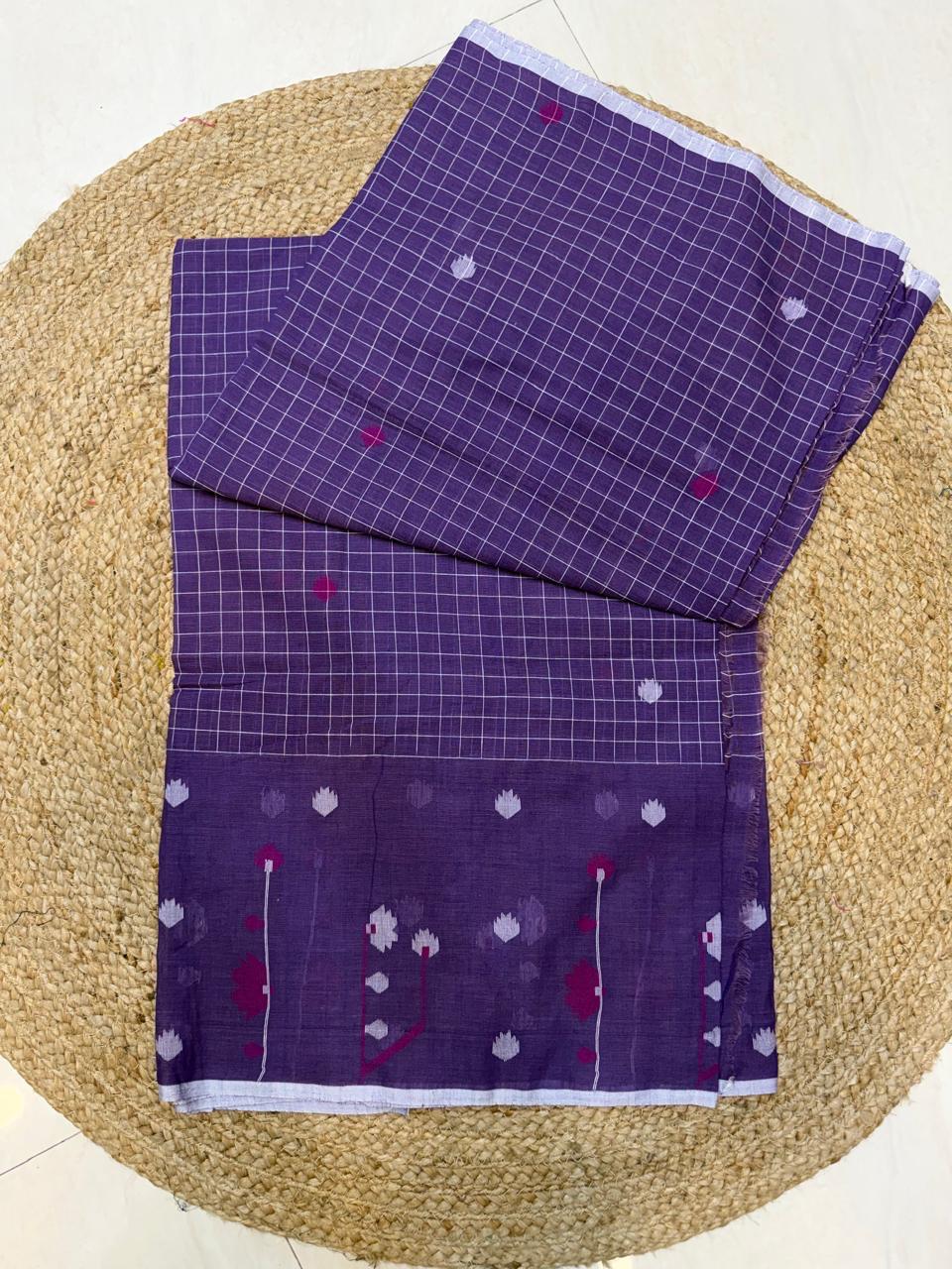 *Metirials*- 100 Count Cotton
*Item Nam*- Authentic 100% Cotton
Jamdani Neddle Work Blouse Piece