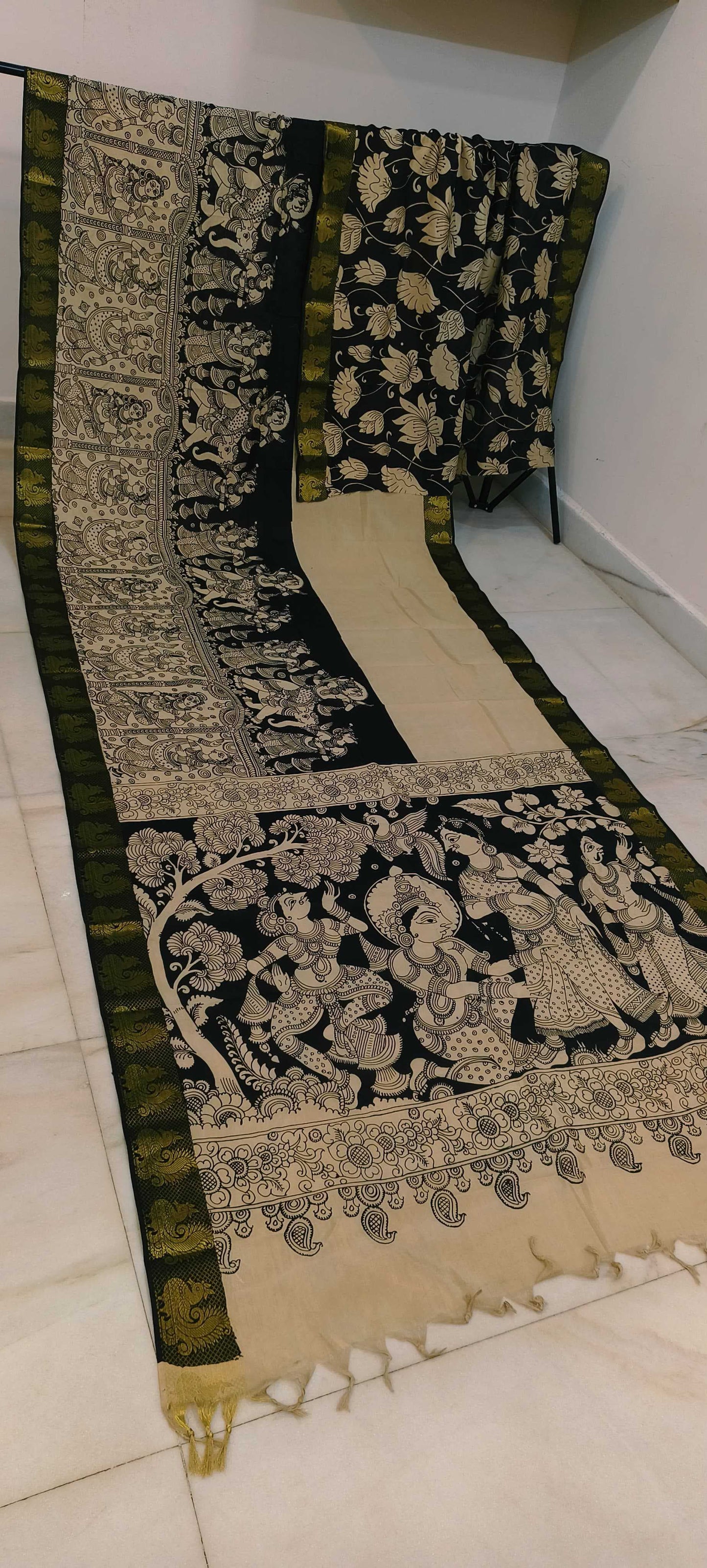 Kalindi | Black and white kalamkari Saree