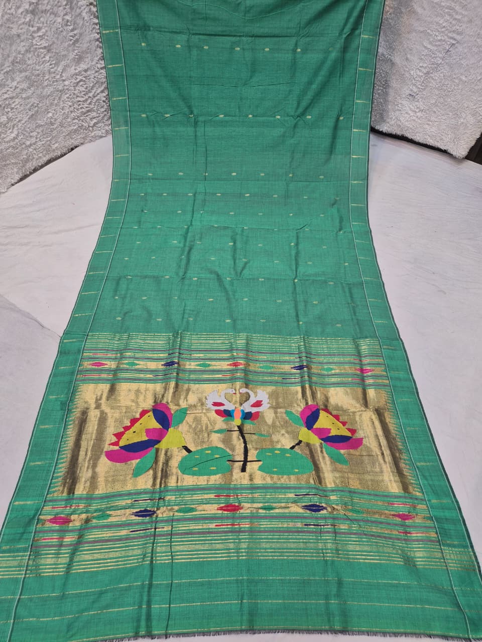 Ek muniya
cotton handwoven
paithanis