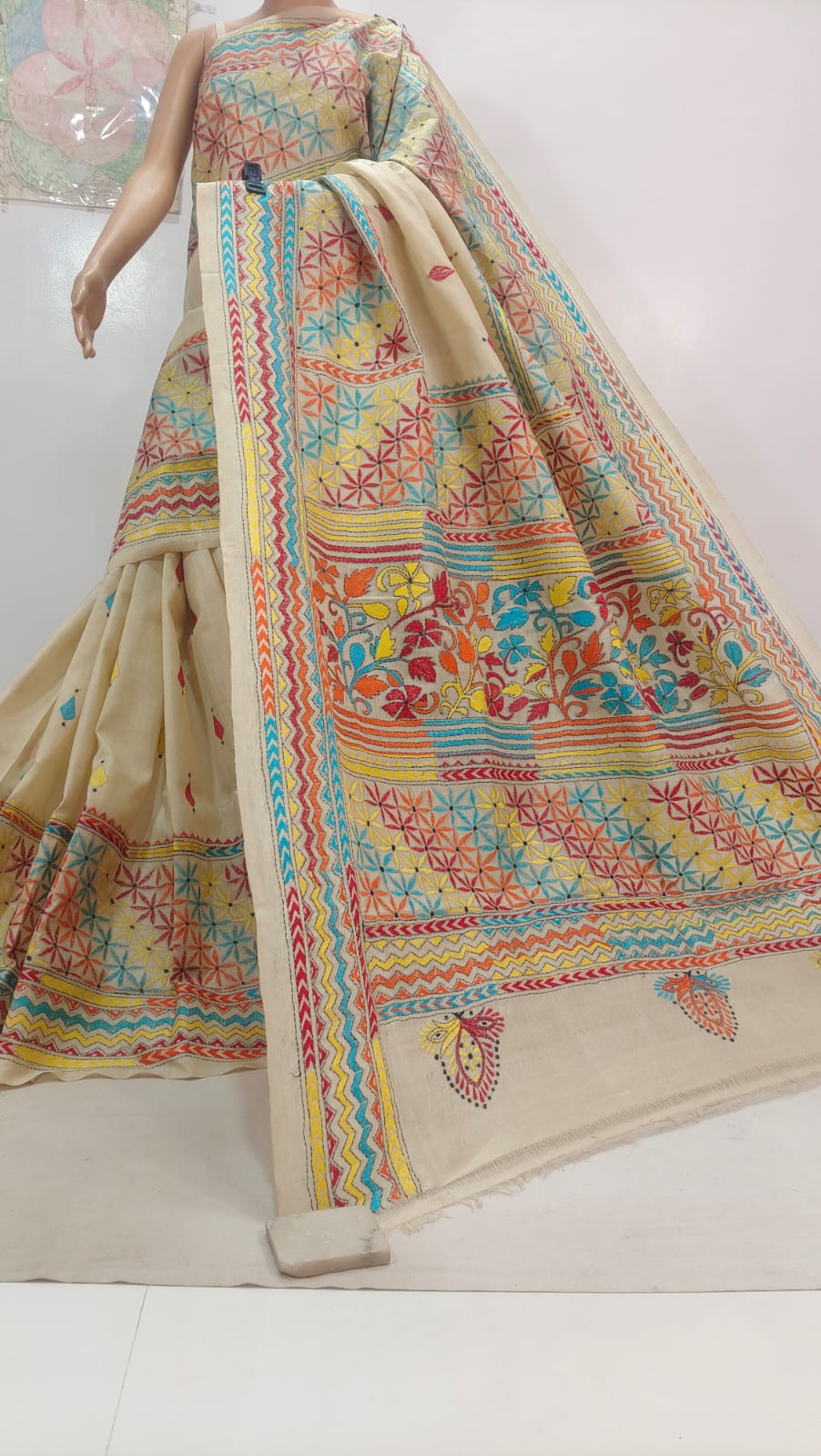 Pure Tassor kanthastich
with bp
Silk mark certified