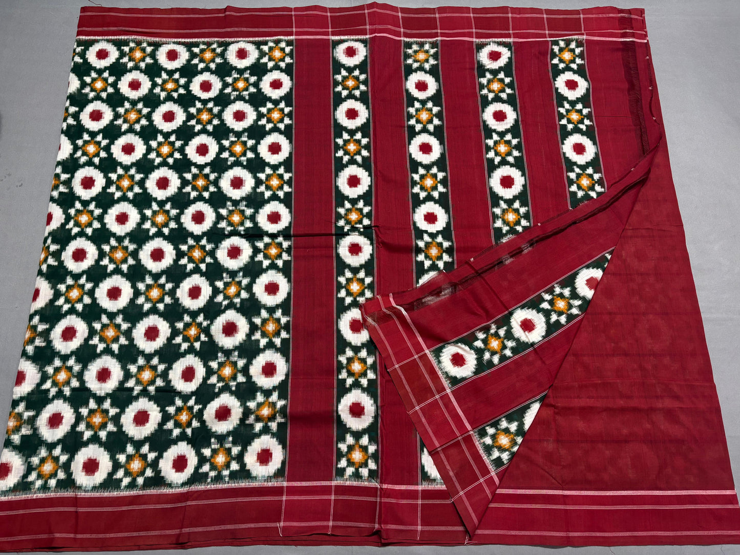 💐FABULOUS COLLECTIONS OF SPECIAL TELIYA RUMAL MESRISED COTTON SAREES💥
💐with blouse
💐thread count:-100
💐Exclusive designs