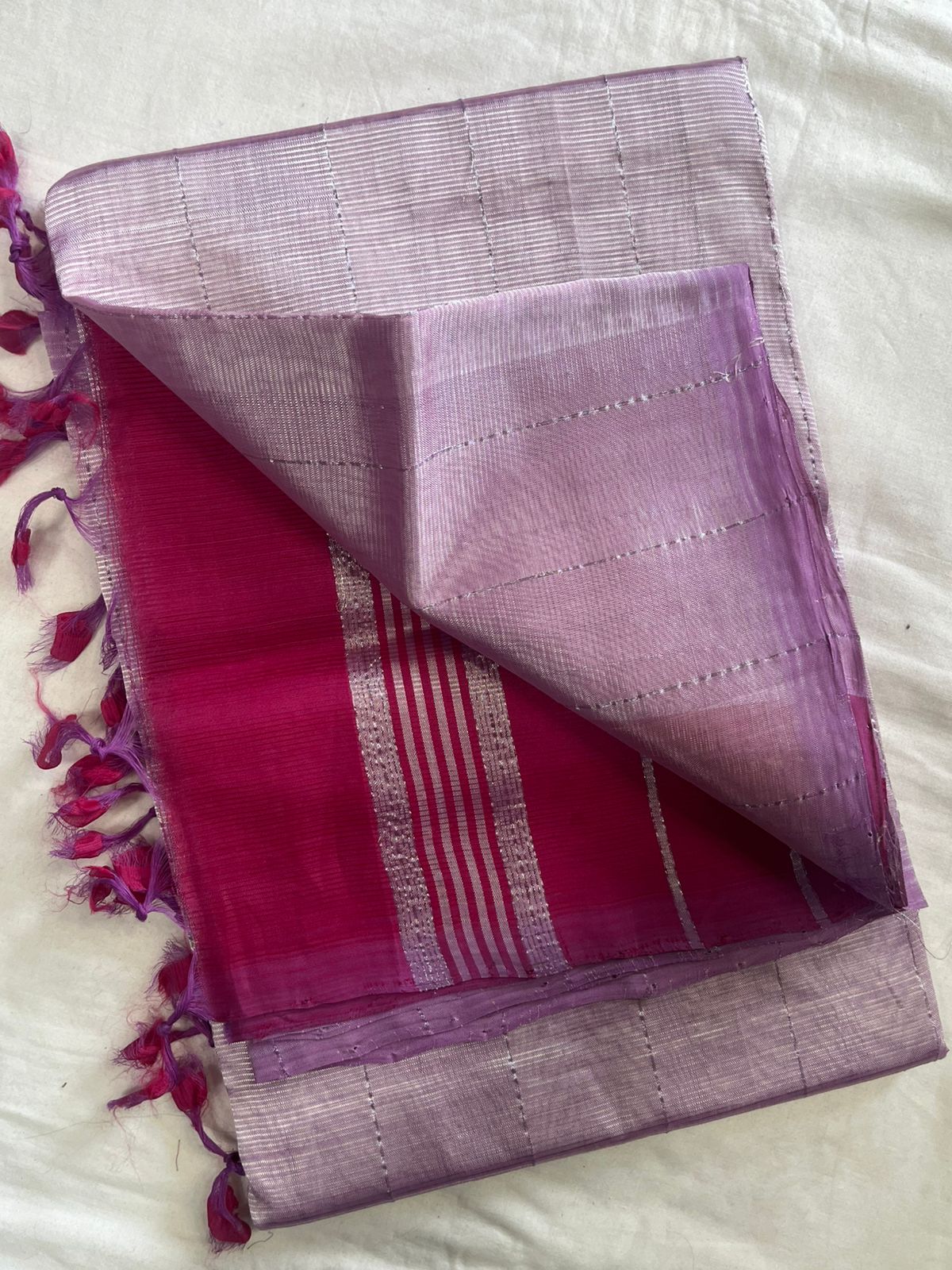 **Material **:- Mangalagiri handloom pattu by cotton
**Model **:- all-over zari lines model sarees
Contrast zari lines pallu & blouse