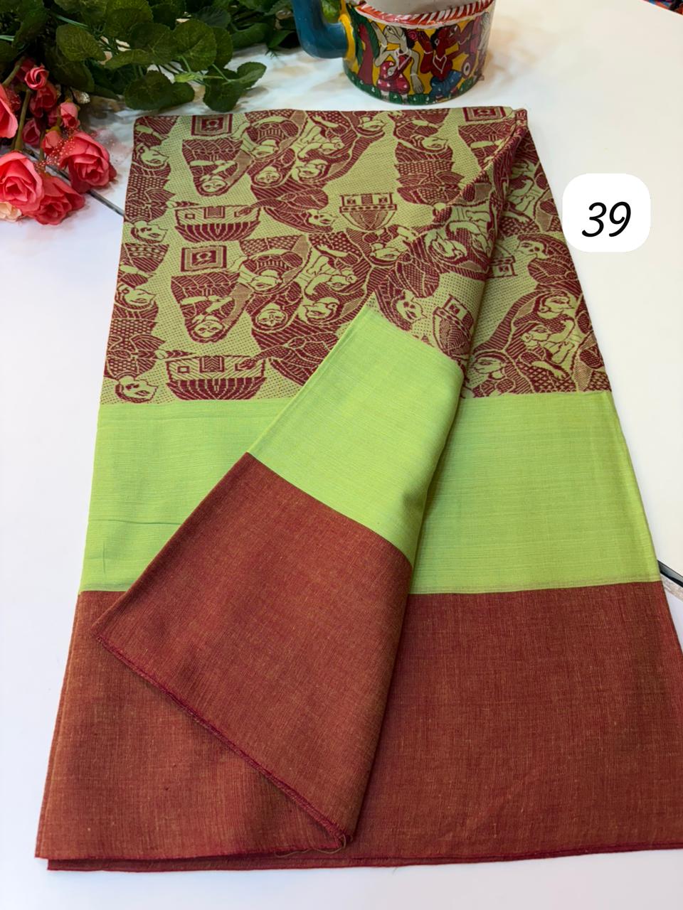 Handwoven pure Dhonekhali cotton ( 100 count cotton Dhonekhali saree)
Without BP(5.5 mtr)