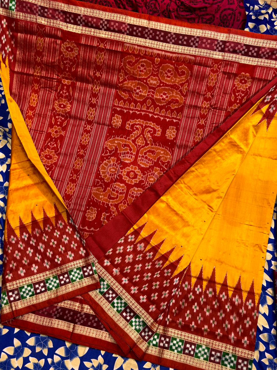 Om | Sambalpuri Ikat