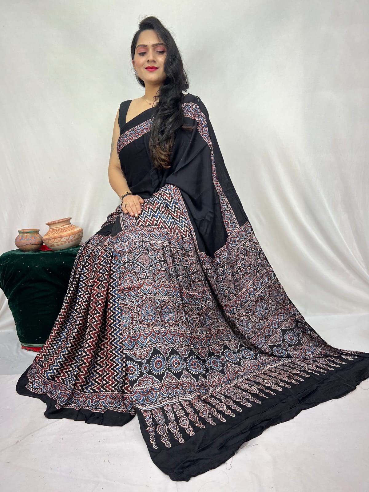 🥻 Pure Modal Silk Saree 🥻
🏕️ Natural / Vegetable Dyeing with Ajrakh Hand-Block Print
📦 All pics available
🎨 New colours / new patterns added 6.50...Full saree ..45..with