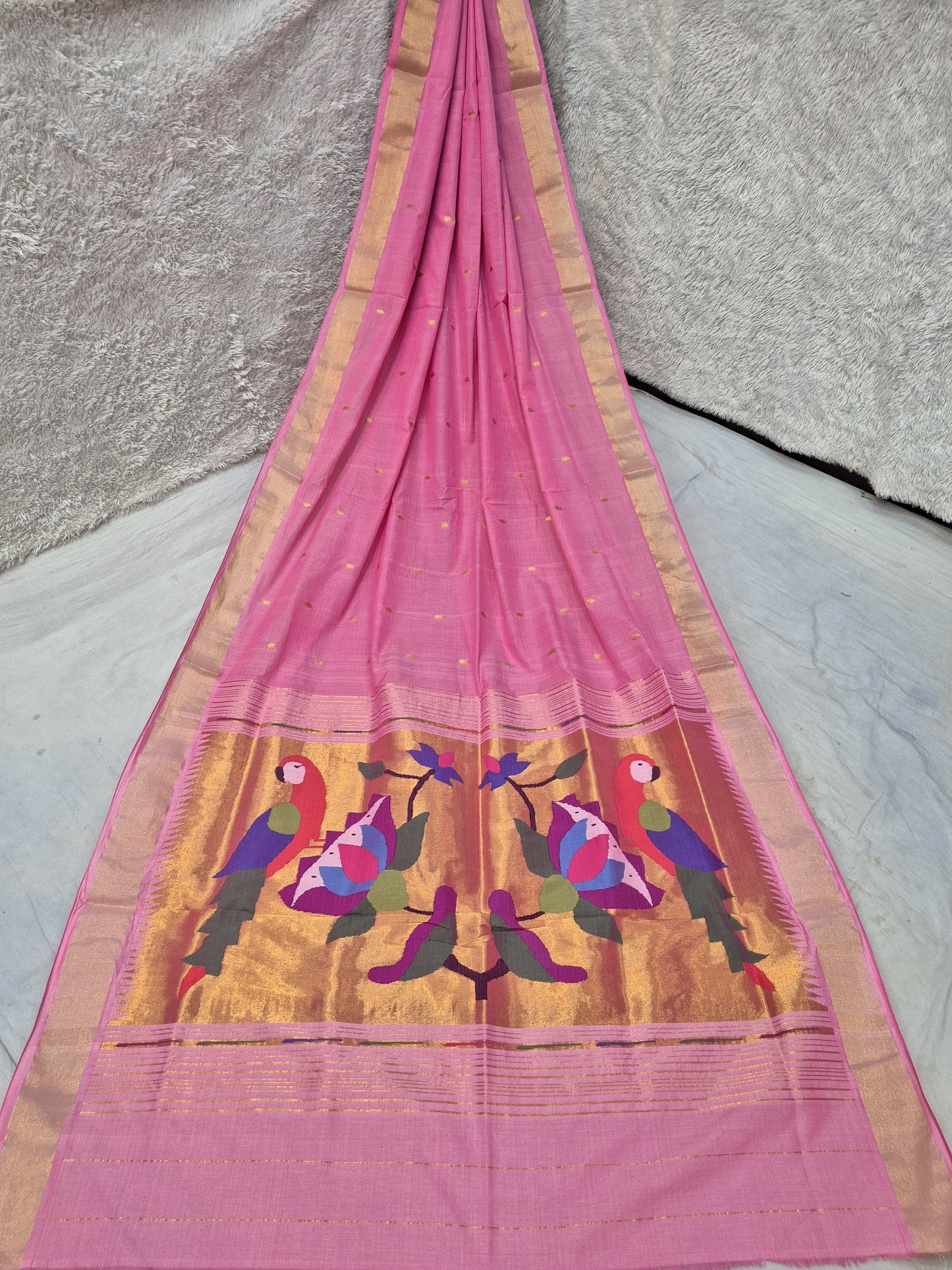 *Yeola cotton paithani*
Pure cotton
Handloom saree
Patta border
Running blouse
Shoulder butta