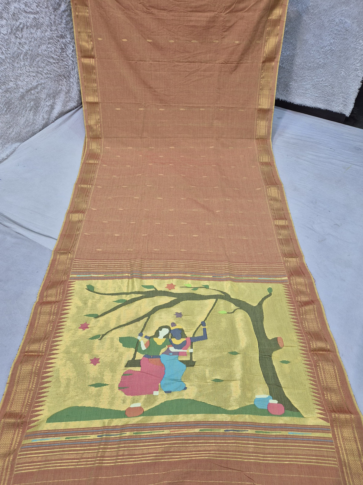 Yeola cotton paithani*
Pure cotton
Handloom saree
Traditional Narali border
Running blouse
Shoulder butta