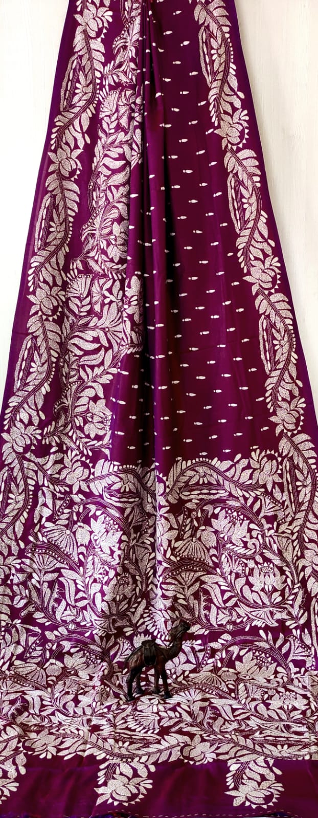 Beautiful kantha work on blended Bangalore silk
With kantha stich work bp