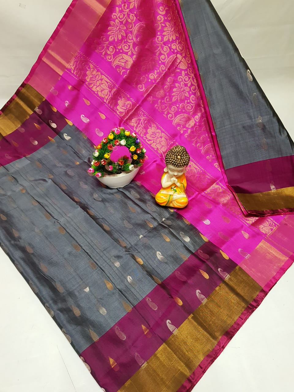 Urmi | Uppada Pattu Saree